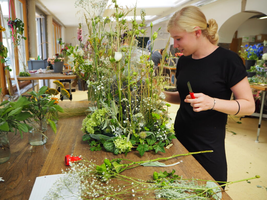 Unsere Floristik-Meisterklasse am Werk